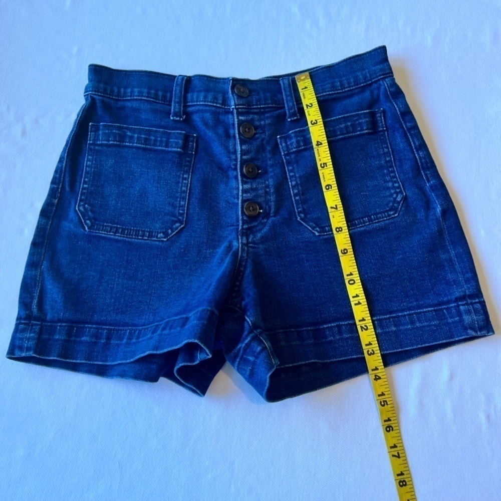 *FIRM PRICE* J. Crew button front denim shorts with front patch pockets sz 28 - Picture 6 of 9